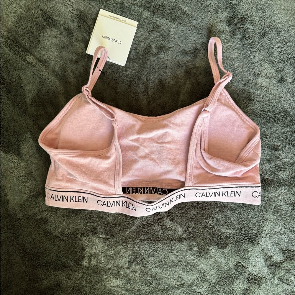 Calvin Klein Bralette - Lightly Lined Bralette Size M - Picture 2 of 4